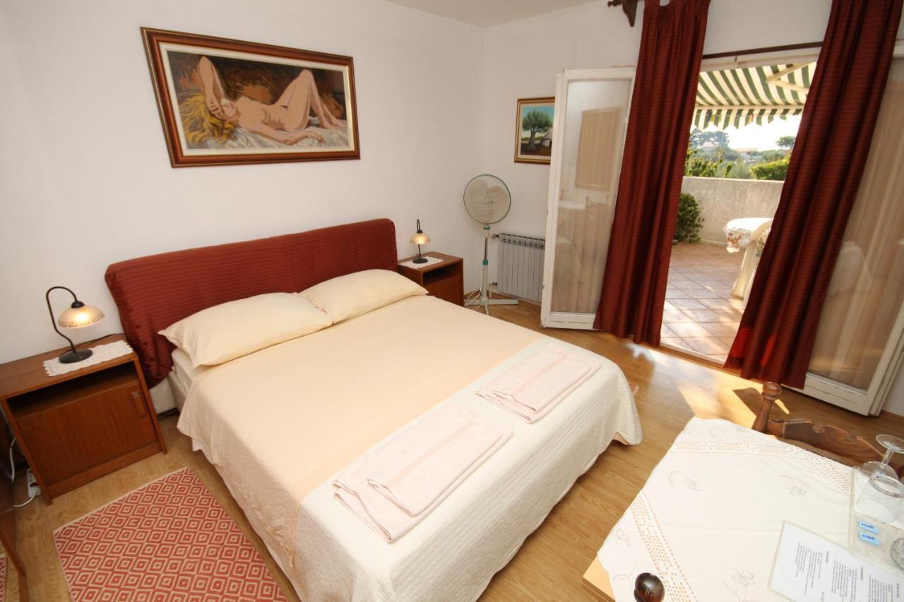 Apartments And Rooms With Parking Space Rovinj - 7170 Bagian luar foto