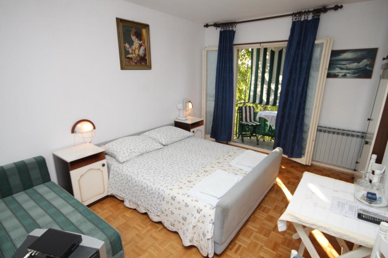 Apartments And Rooms With Parking Space Rovinj - 7170 Bagian luar foto
